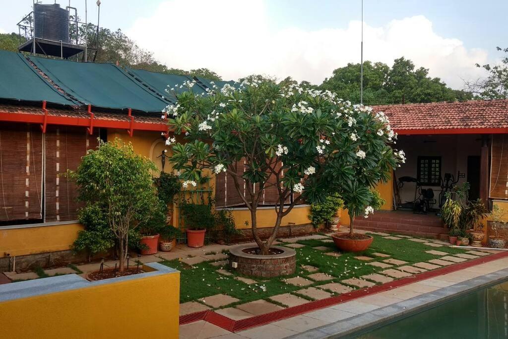 Sohana Eco Retreat Farmhouse - Karjat Chinchavli Bagian luar foto
